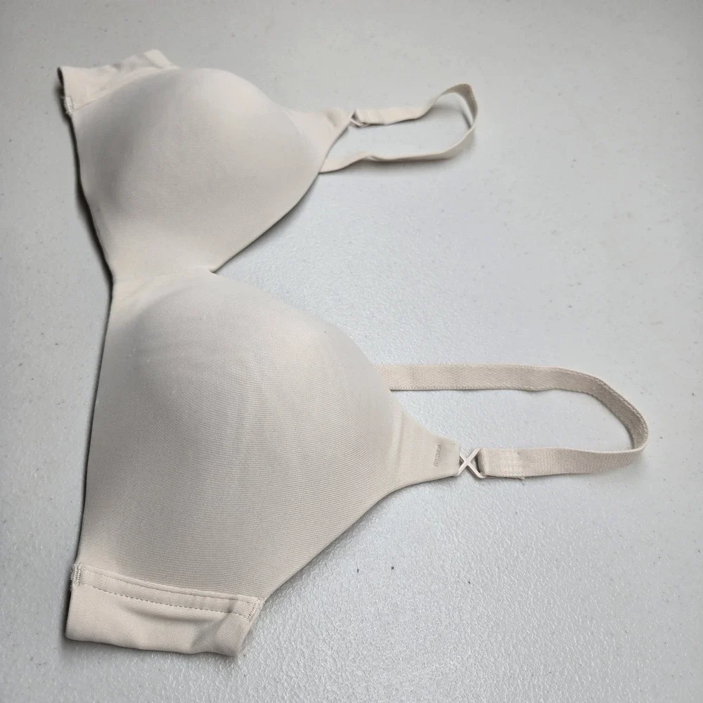 Warner's Women Bra 34B Beige T Shirt Wireless‎ Strap Adjustable